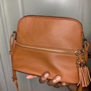 Small crossbody bags